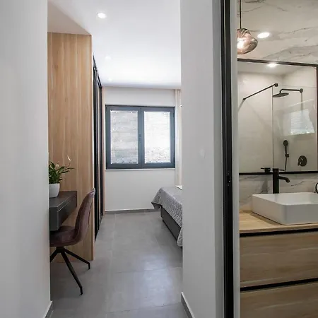 Beautiful With Pool בית נופש Žman