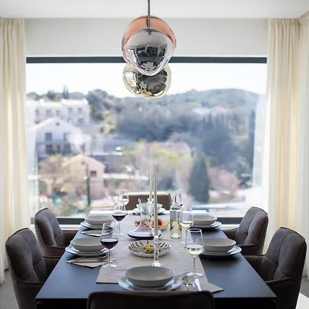 Beautiful With Pool 別荘 *